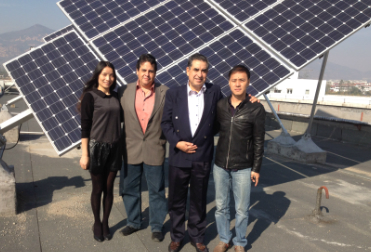 agen meksiko kami datang ke china dan mengunjungi proyek pelacak surya kami