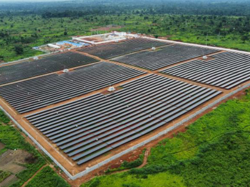 Pembangkit listrik tenaga surya yang didukung China mengurangi kekurangan listrik di Afrika Tengah
