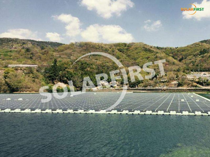 membawa Anda untuk mengetahui pembangkit listrik fotovoltaik terapung di permukaan air
